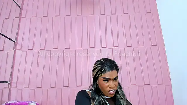 Briana Wells  online show from 09.22.25