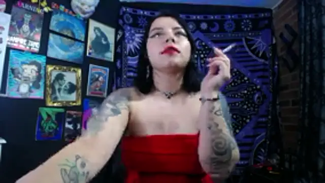 Yourmadame P online show from 11.11.25