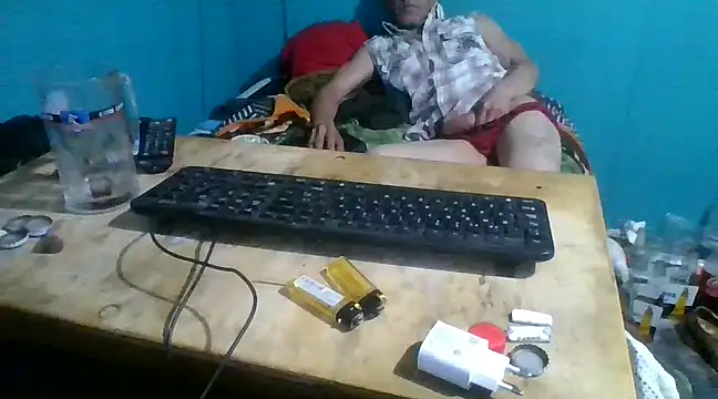 Snapshot of malekon76 chatting on 12.22.24 malekon76 online show from 12.22.24