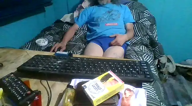 Snapshot of malekon76 chatting on 01.25.25 malekon76 online show from 01.25.25