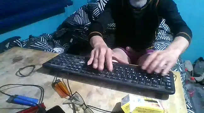 Snapshot of malekon76 chatting on 01.27.25 malekon76 online show from 01.27.25