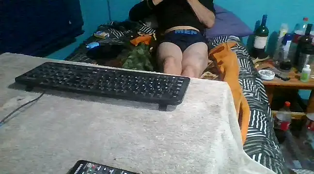 Snapshot of malekon76 chatting on 03.16.25 malekon76 online show from 03.16.25