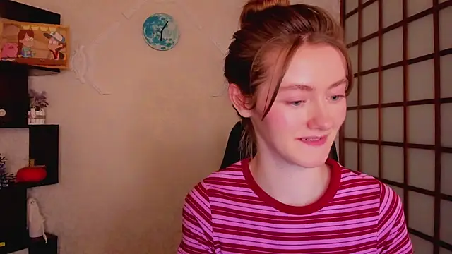 Snapshot of KateCuddle chatting on 12.13.24 KateCuddle online show from 12.13.24