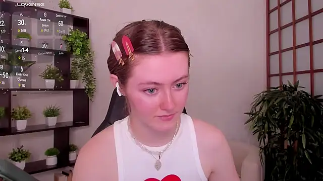KateCuddle online show from 07.16.26
