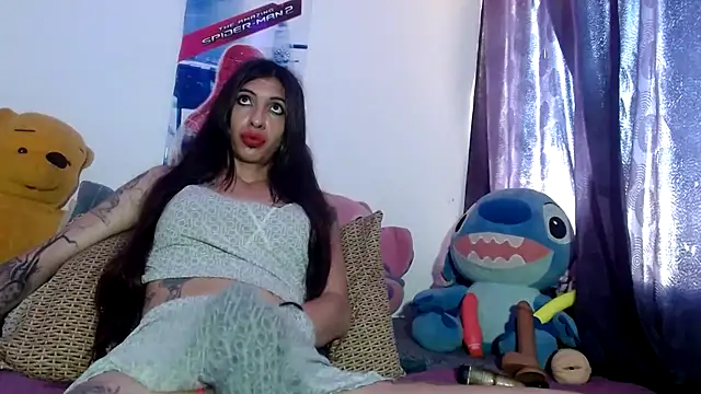 Snapshot of Dboom_weed chatting on 12.04.24 Dboom weed online show from 12.04.24
