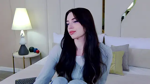 Snapshot of Betty_Bridge chatting on 05.20.26 Betty Bridge online show from 05.20.26