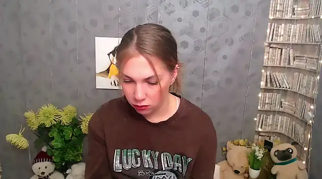 Snapshot of Sport_Tall_Doll chatting on 03.22.25 Sport Tall Doll online show from 03.22.25