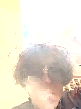 Snapshot of shaved chatting on 11.27.25 shaved online show from 11.27.25