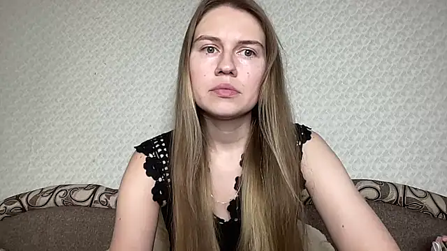 Snapshot of dream_alexa chatting on 01.21.25 dream alexa online show from 01.21.25