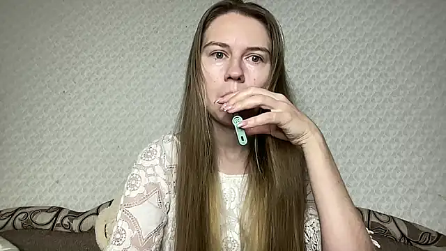 Snapshot of dream_alexa chatting on 01.23.25 dream alexa online show from 01.23.25