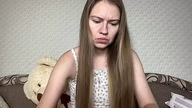 Snapshot of dream_alexa chatting on 02.08.25 dream alexa online show from 02.08.25