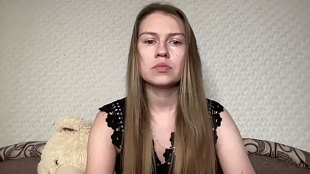 Snapshot of dream_alexa chatting on 02.12.25 dream alexa online show from 02.12.25