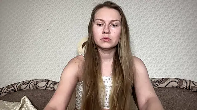 Snapshot of dream_alexa chatting on 02.24.25 dream alexa online show from 02.24.25
