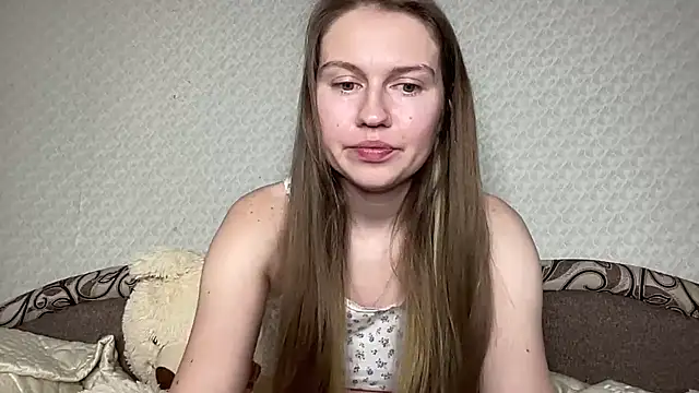 Snapshot of dream_alexa chatting on 02.25.25 dream alexa online show from 02.25.25