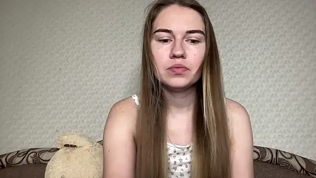 Snapshot of dream_alexa chatting on 03.15.25 dream alexa online show from 03.15.25