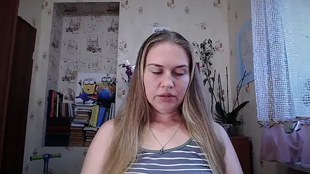 Snapshot of dream_alexa chatting on 09.10.25 dream alexa online show from 09.10.25