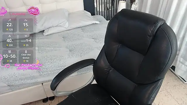 LiaVillalobos online show from 02.19.26