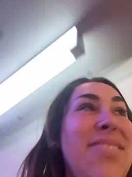 LeaGambit   online show from 01.02.25