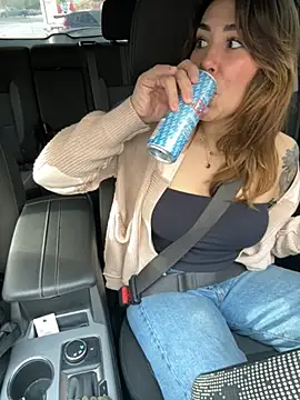 LeaGambit   online show from 02.20.26