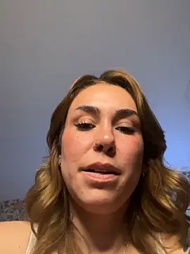 LeaGambit   online show from 03.28.26