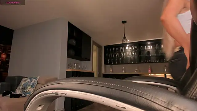 SophieBarnett online show from 11.09.25