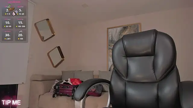 SophieBarnett online show from 03.06.26