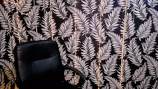 Olivia playful online show from 11.24.25