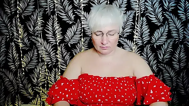 Snapshot of Olivia_playful chatting on 07.17.26 Olivia playful online show from 07.17.26