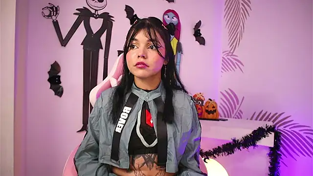 dianebleu online show from 10.22.25