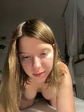 Snapshot of kimczii chatting on 01.17.25 kimczii online show from 01.17.25