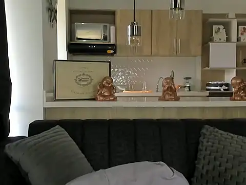 BradleySmithx online show from 01.19.25