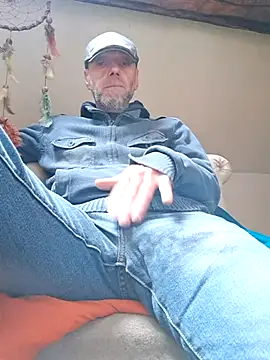 eddouxxx78 online show from 10.19.25