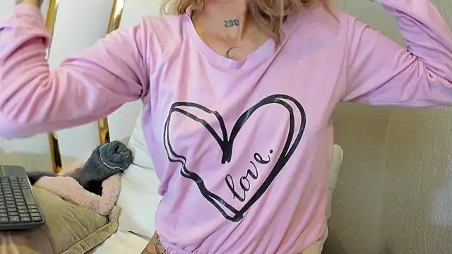 Sabrina Cole online show from 12.18.24