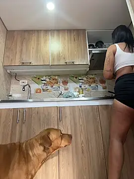 Snapshot of Gia__Paige chatting on 10.29.25 Gia Paige online show from 10.29.25