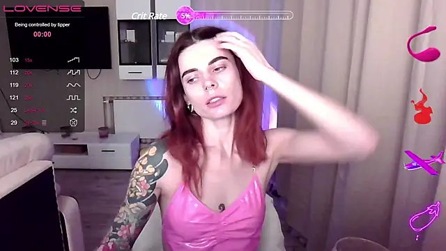 Snapshot of RinaDevil chatting on 12.27.24 RinaDevil online show from 12.27.24