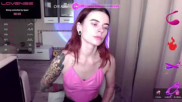 Snapshot of RinaDevil chatting on 12.28.24 RinaDevil online show from 12.28.24