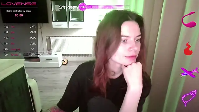 Snapshot of RinaDevil chatting on 02.02.25 RinaDevil online show from 02.02.25