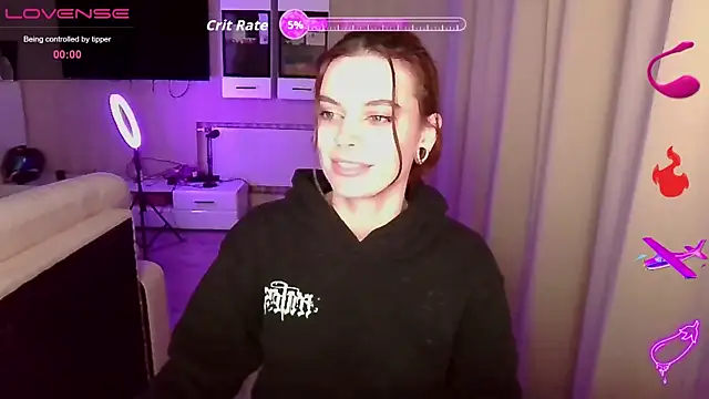 Snapshot of RinaDevil chatting on 09.30.25 RinaDevil online show from 09.30.25