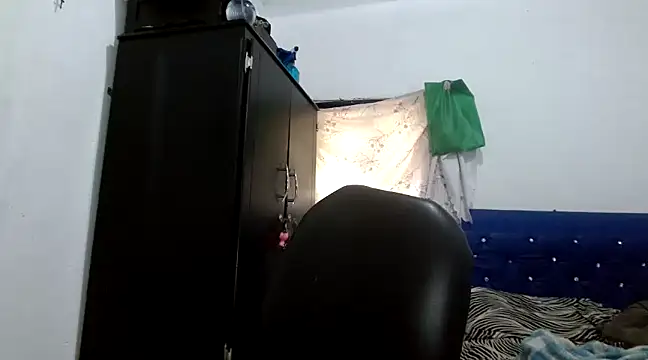 angelamarie1 online show from 12.10.24