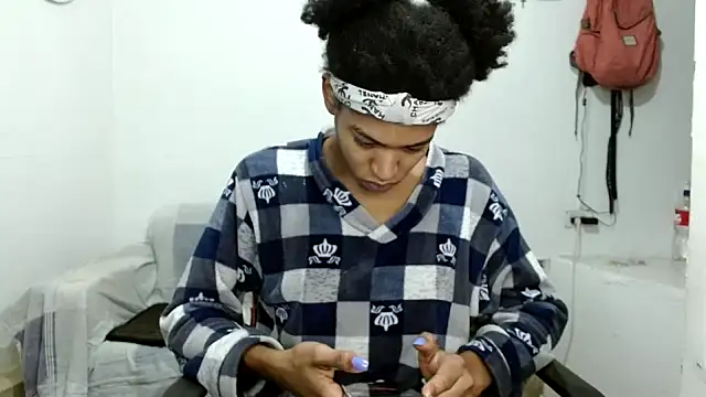 angelamarie1 online show from 10.26.25