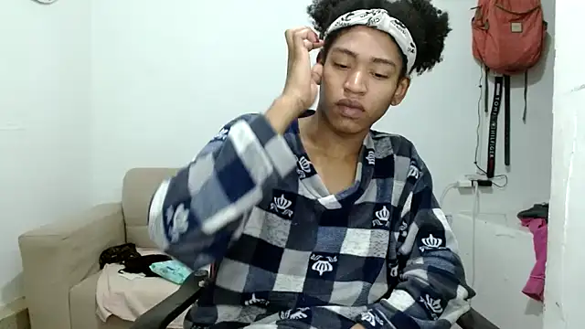 angelamarie1 online show from 11.16.25