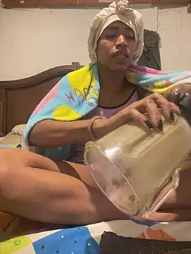 angelamarie1 online show from 05.17.26