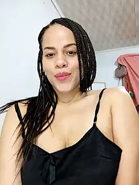 Dannacamila online show from 11.22.25