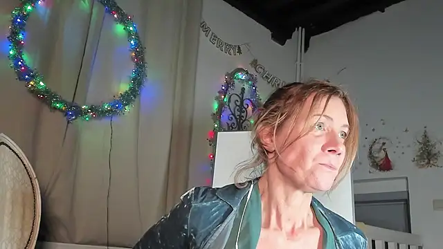 Lola Belgium online show from 12.18.24
