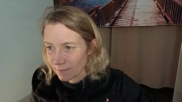 Lola Belgium online show from 04.14.26