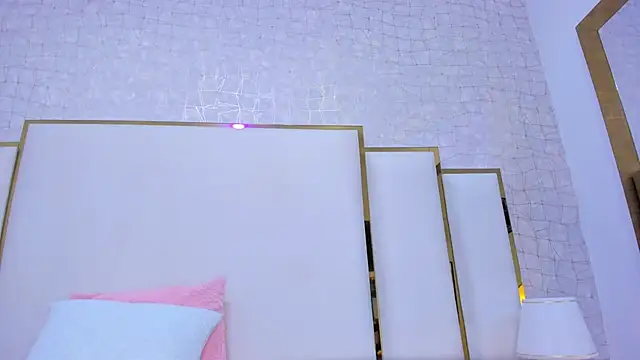 Snapshot of paola_rodriguez chatting on 09.28.25 paola rodriguez online show from 09.28.25