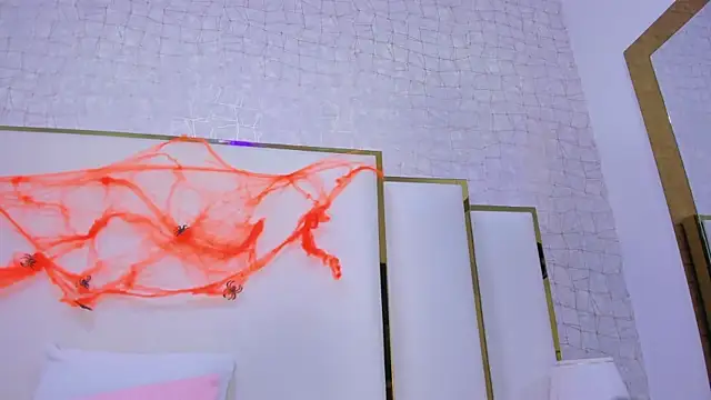 Snapshot of paola_rodriguez chatting on 10.25.25 paola rodriguez online show from 10.25.25