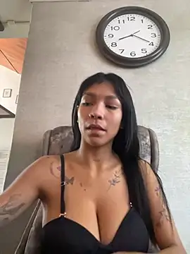 LauraAristizabal online show from 03.07.25