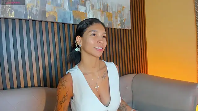 LauraAristizabal online show from 02.24.26