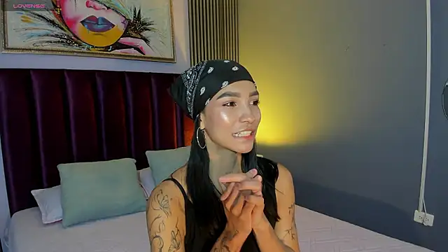 LauraAristizabal online show from 03.27.26